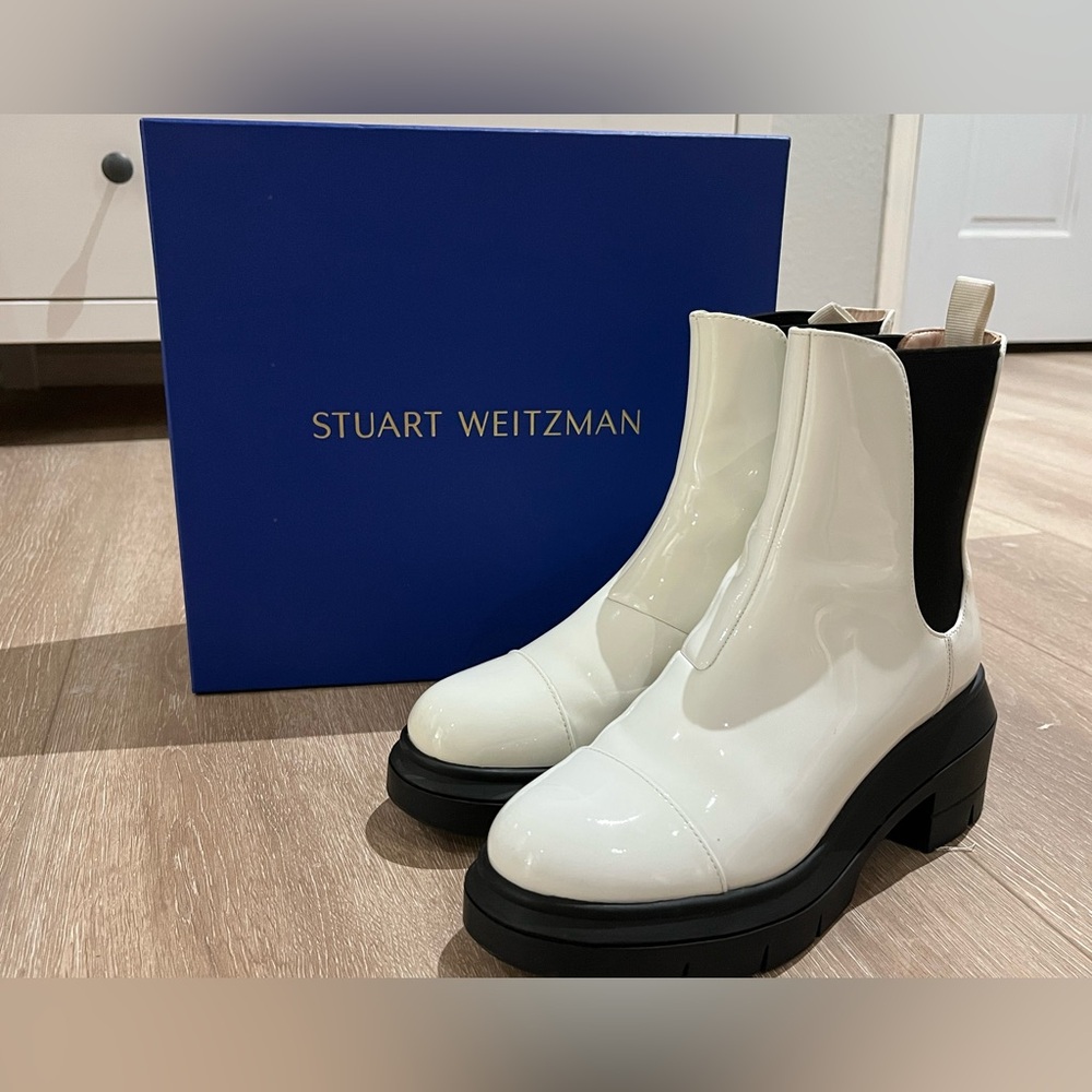 Stuart Weitzman best-selling NORAH CHELSEA BOOTIE